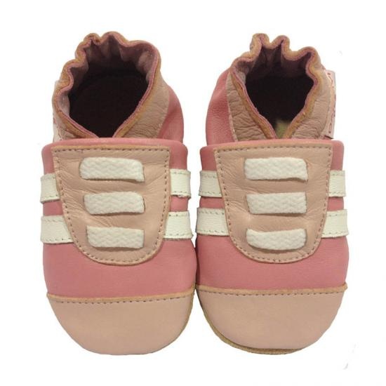 baby shoes with tiger design