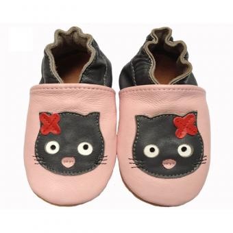 baby shoes with cat